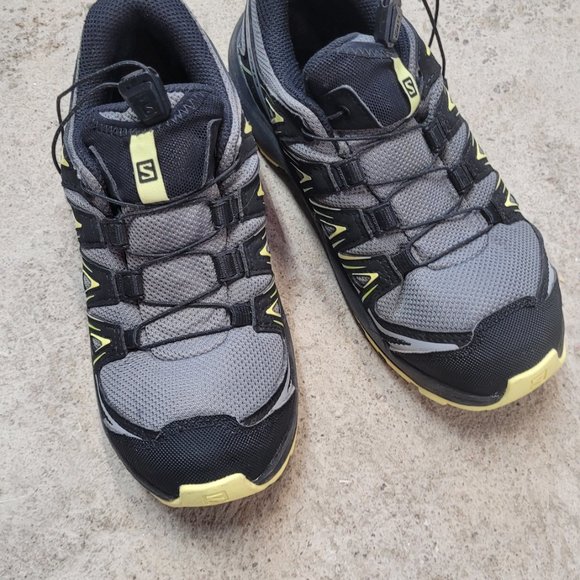 Kids unisex Salomon XA Pro water proof Shoes size 2 Excellent - Picture 2 of 6